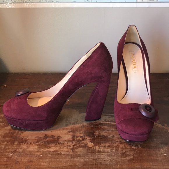 Prada suede platform heel Button front 38 1/2 - Picture 3 of 7